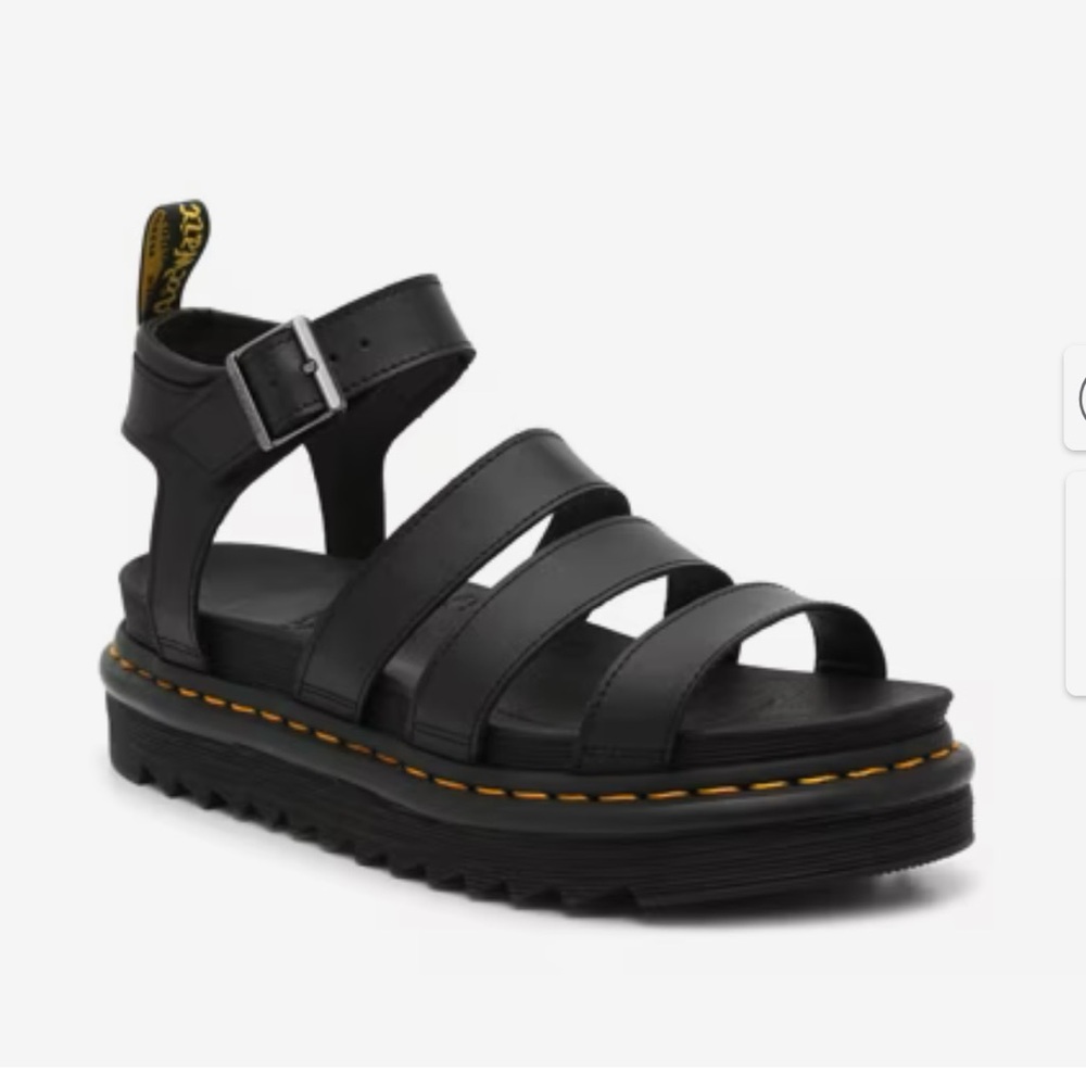 Dr. Martens Black platform Sandals V Blaire size 8